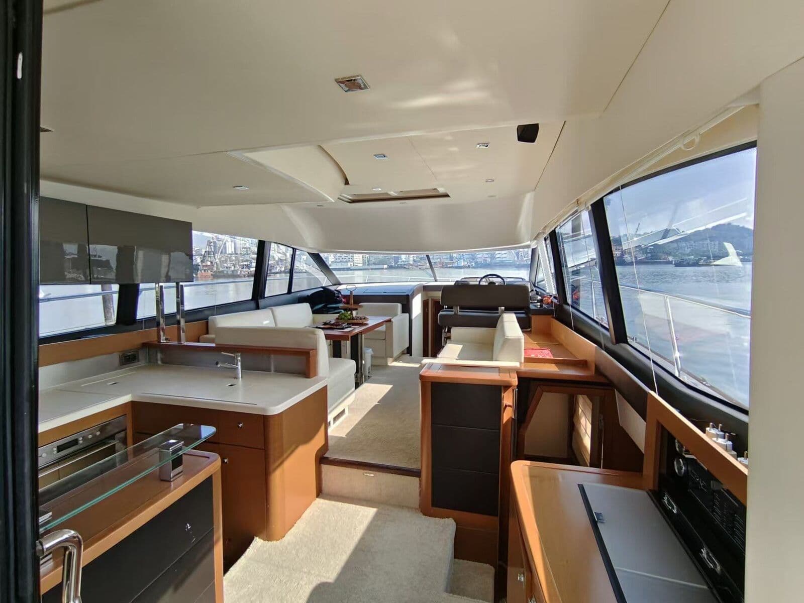 2011 Prestige 500 Flybridge — фото 9